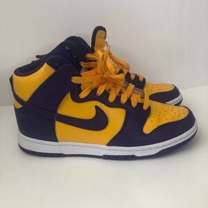 Nike High-Top Sneakers - Yellow and Purple